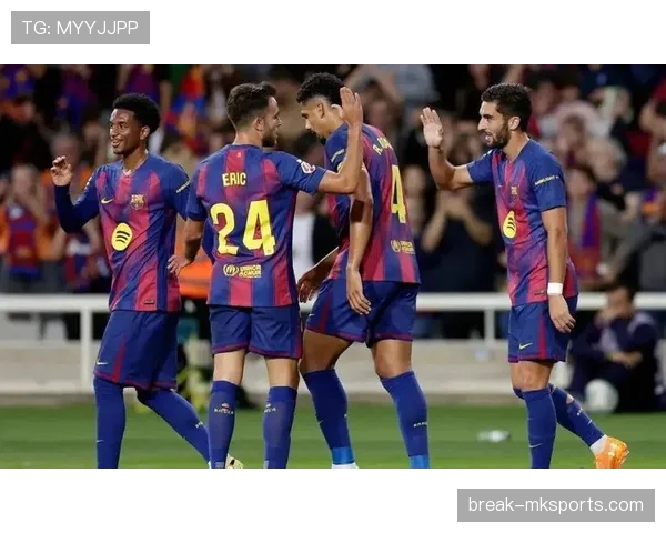 巴萨进攻体系过度依赖边路，对赛季关键战攻坚能力造成影响